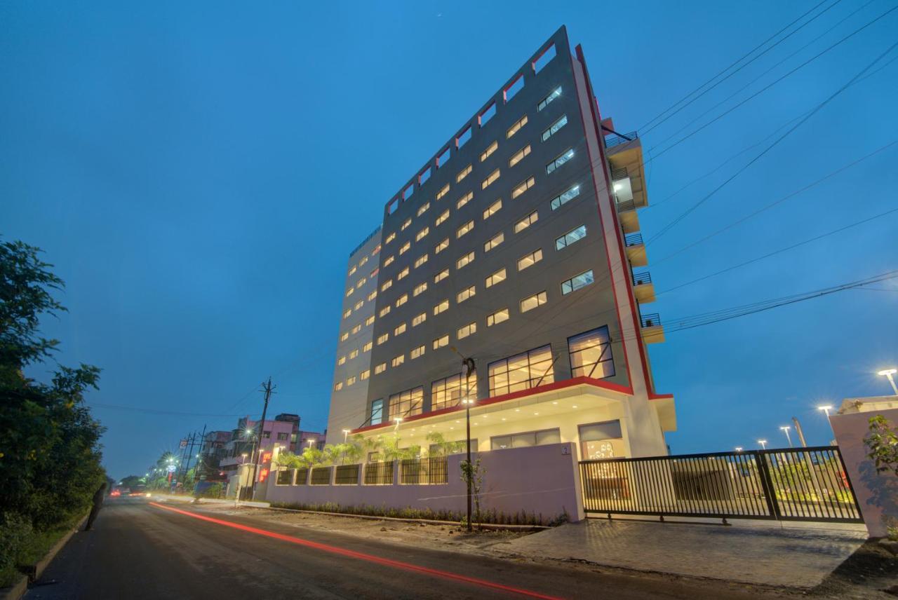7 Apple Hotel 纳西克 外观 照片