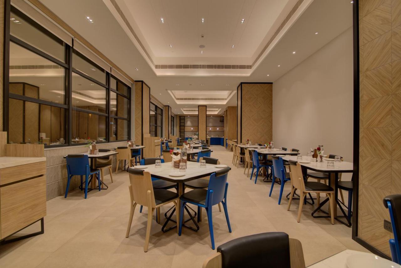 7 Apple Hotel 纳西克 外观 照片