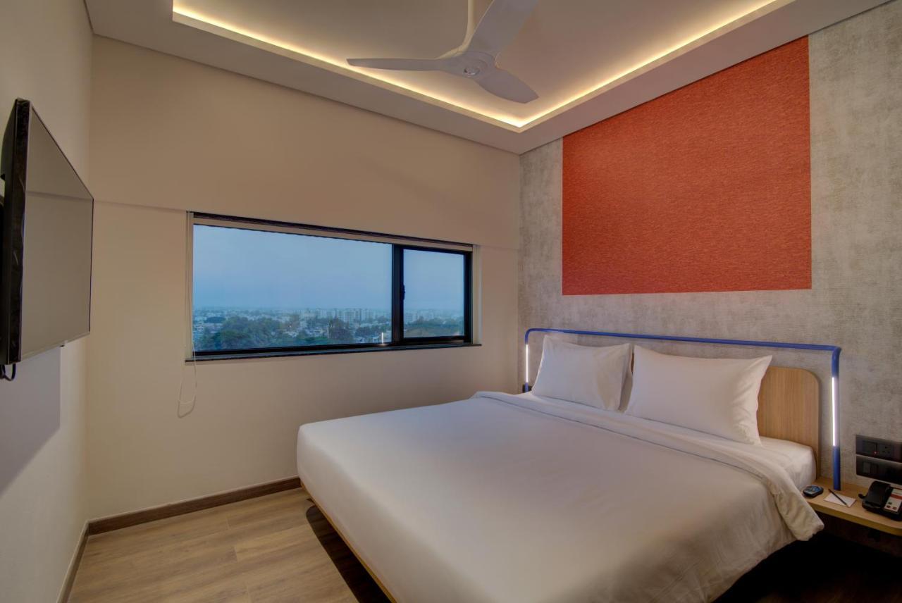 7 Apple Hotel 纳西克 外观 照片