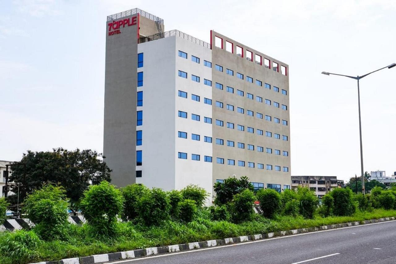 7 Apple Hotel 纳西克 外观 照片